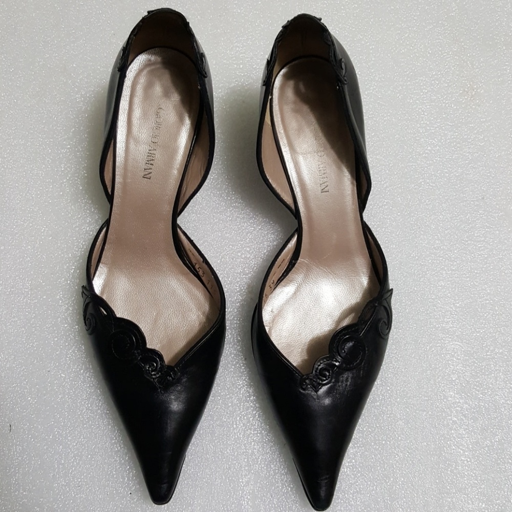 GIORGIO ARMANI🎀 D'ORSAY kitten heel size 39